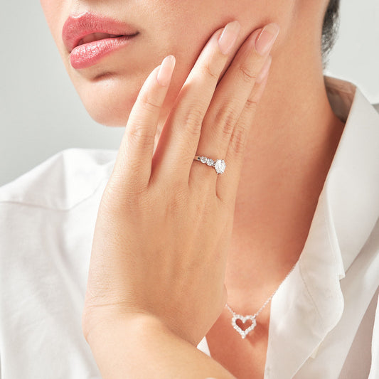 VERA Engagement Ring (Half-Eternity)